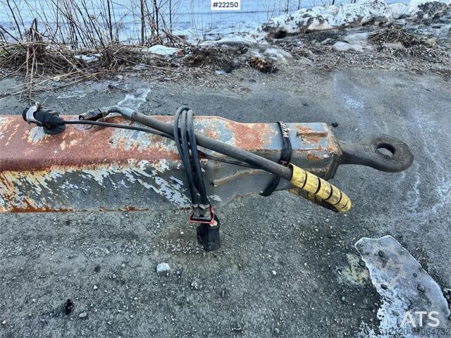 Maur Triple-Axle Trailer Maur Triple-Axle Trailer