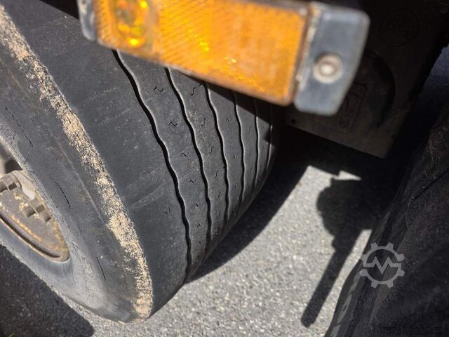 Semi-remorque bâchée KRONE Joloda Mega Gardine, Lift, Hubdach