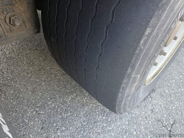 Semi-remorque bâchée KRONE Joloda Mega Gardine, Lift, Hubdach