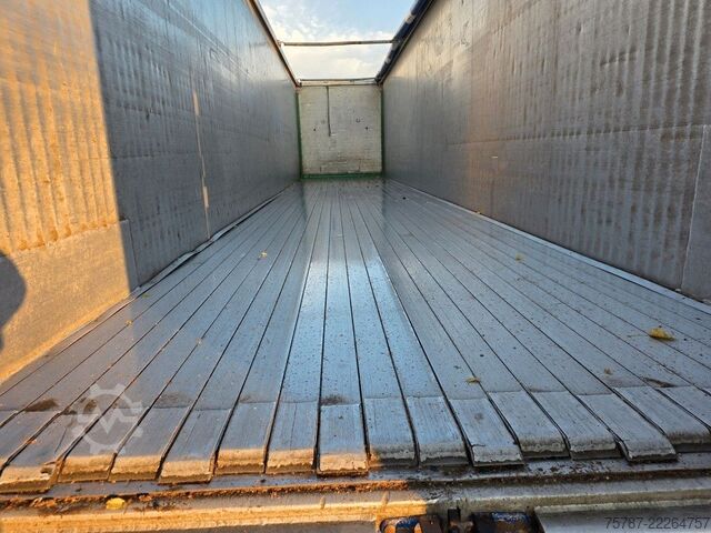 Semi-remorque à plancher roulant KNAPEN 92 cabm Schubboden, Lift, SAF Scheibe