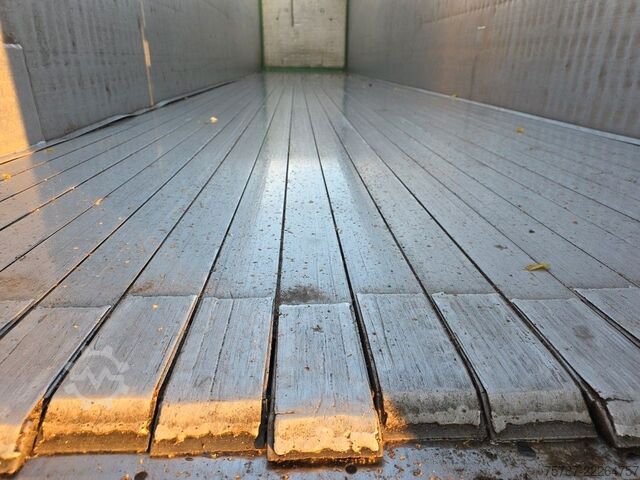 Semi-remorque à plancher roulant KNAPEN 92 cabm Schubboden, Lift, SAF Scheibe