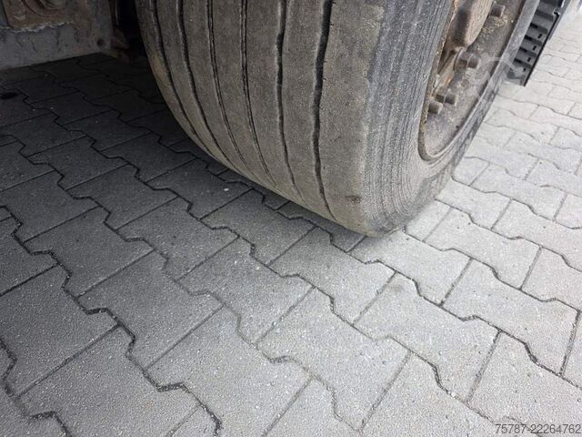 Semi-remorque bâchée KRONE Gardine Lowliner, Joloda-Schienen, Hubdach