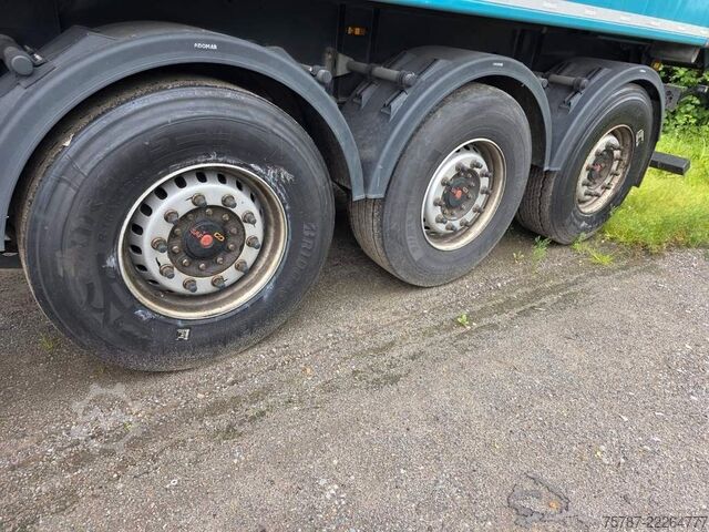 Semi-remorque benne REISCH ca. 48 cbm Getreidekipper, Lift, Kornschieber