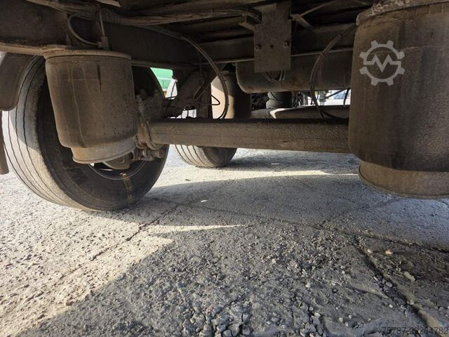 Semi-remorque à plancher roulant KRAKER 92 cbm Schubboden, Lift,WABCO ABS,sauberer Boden
