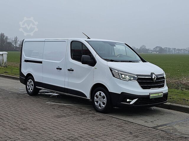 Hochdachkombi RENAULT TRAFIC 2.0 DCI