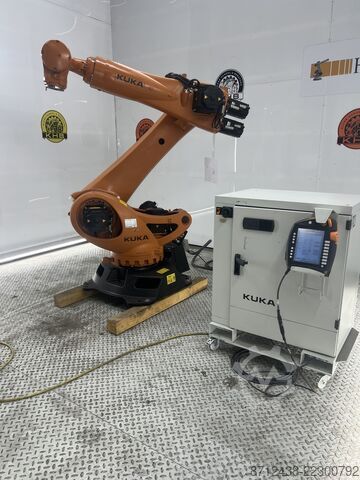 Industrijski robot Kuka KR120 R2900 extra