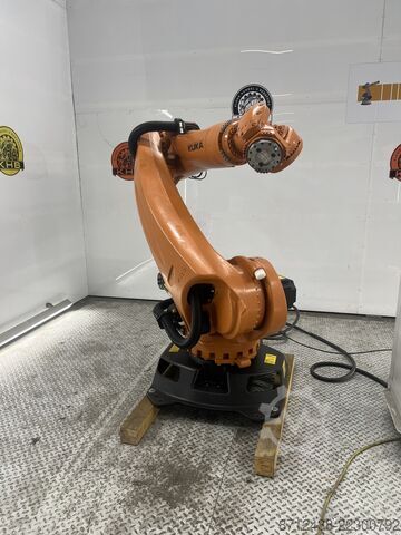 Industrijski robot Kuka KR120 R2900 extra