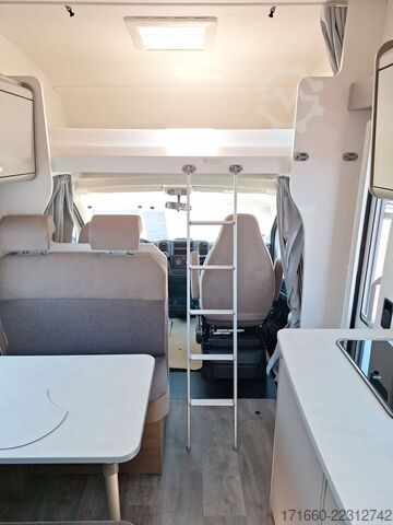 Camper mansardato CARADO pro A 464 Automatik, Fußbodenerw, Markise