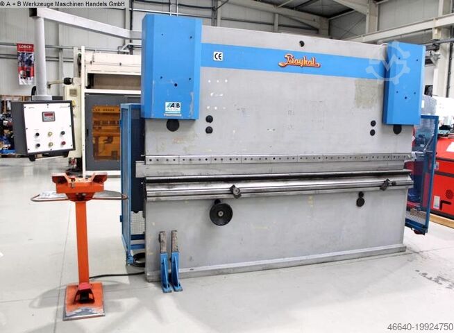 Trykk på bremsen - hydraulisk BAYKAL APH 3110 x 180