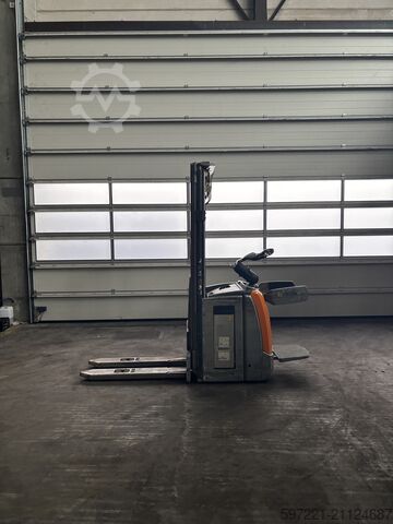 Pallet Stackers Still EXV SF 14 Triplex HH 5316mm