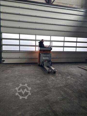 Vertikālie pasūtījumu komplektētāji Still FXH-20 //Li-Ion