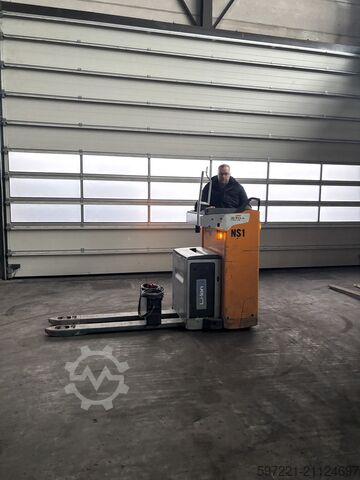 Pallet Trucks Sit-Down Still FXH-20 //Li-Ion