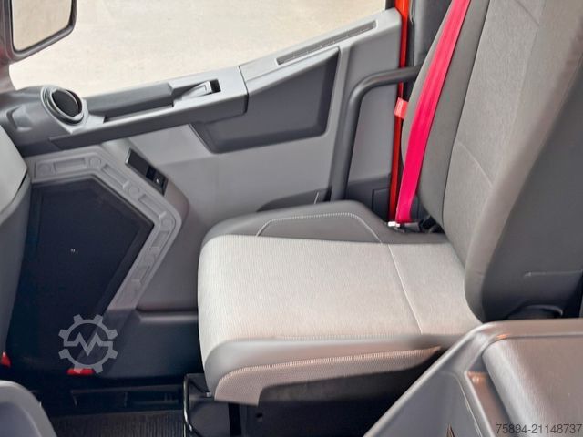 Kravas automašīnai uzstādīts celtnis RENAULT C 430 *KIPPER 5,60m* HIAB 144 BS - 3 HIDUO* 6x4