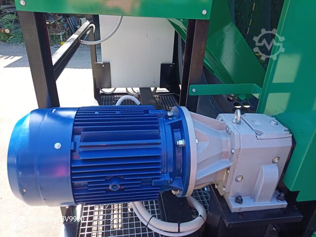 Барабанна просіювальна машина  SM 720