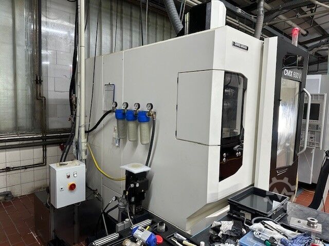 Vertikalus apdirbimo centras DMG MORI CMX 600 V