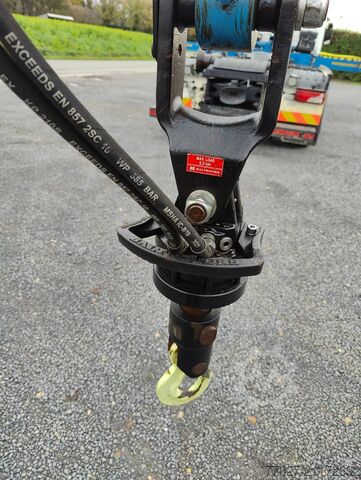 نظام ذراع الخطاف Scania P360 8x2 Tridem container Crane HIAB 244