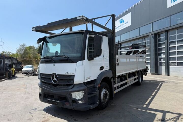 Truck mounted crane MERCEDES-BENZ Antos 1836 4x2 Hiab 122-4