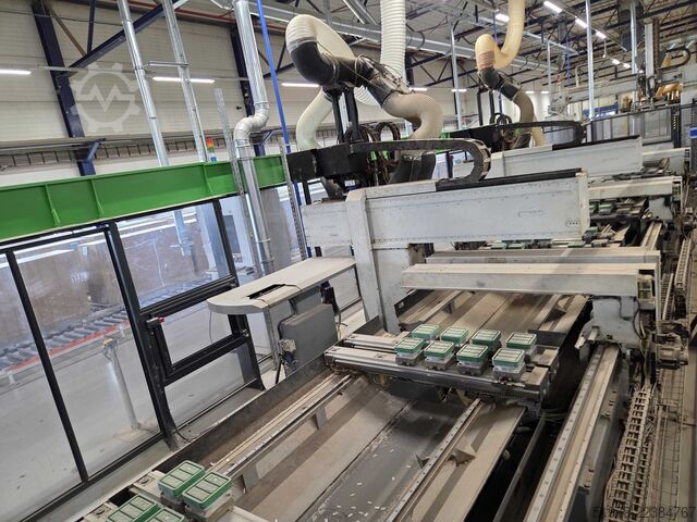 Обробний центр з наклеюванням кромки Biesse ROVER EDGE LINE