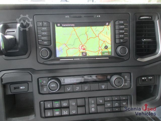 Стандартен влекач Scania R 460 A4x2EB / Navi / Standklima