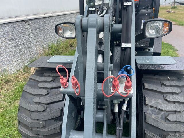 짐을 싣는 사람 Giant G2500HD Xtra NIEUW !! Met bak en lepels