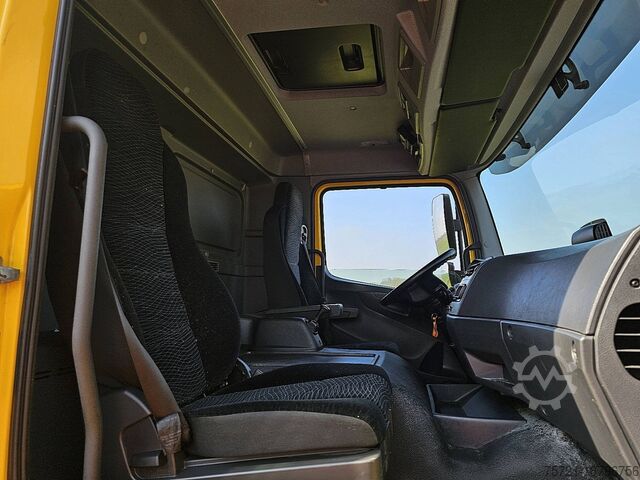 Refrigerated/frozen transport MERCEDES-BENZ ATEGO 1224 CARRIER TAILLIFT