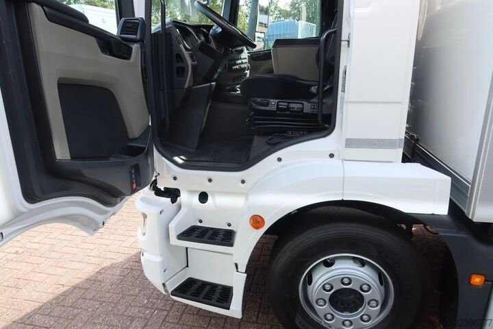 スーツケース MAN TGM 15.290 Bak + klep Full air suspension Euro ...