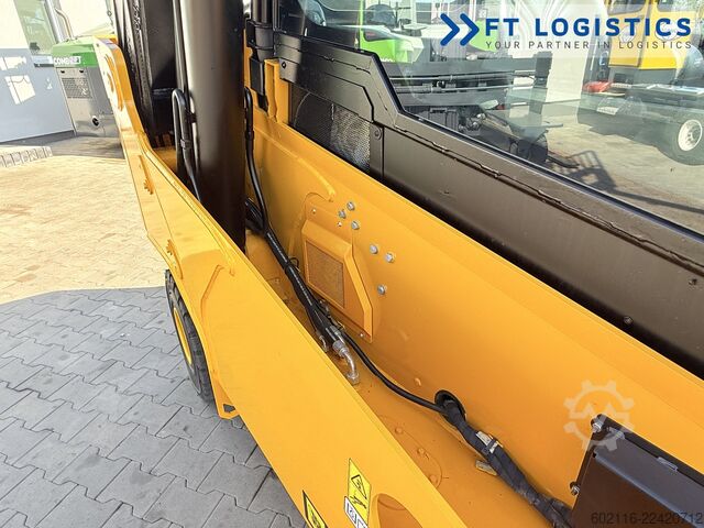  JCB TLT30D TELESCOPIC MAST DIESEL CABIN