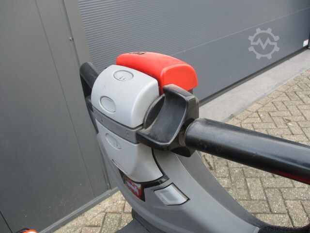 Manuel stabler BT SWE200D