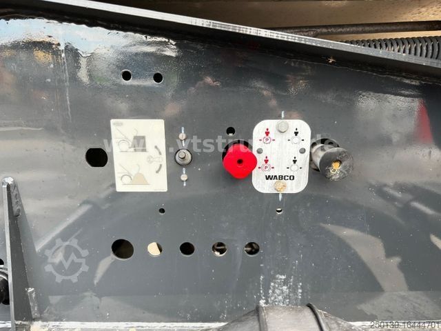 Tipper semitrailer MEILLER KISA 3 Stahlkippmulde m. Liftachse Rollplane