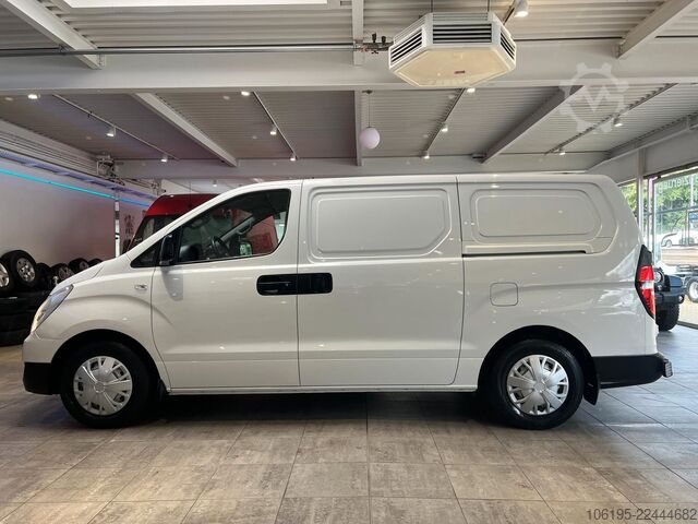Furgão de painéis HYUNDAI H-1  2,5 CRDI Kastenwagen*Garantie*