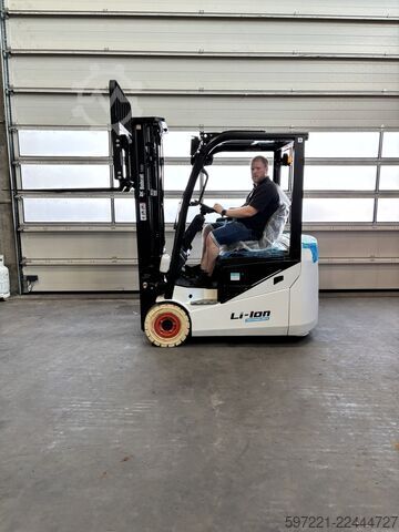 Elétrico – 3 rodas Bobcat B18NT