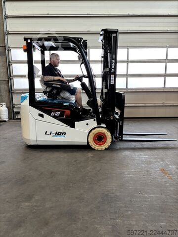 Elétrico – 3 rodas Bobcat B18NT