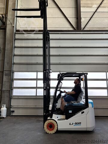 Elétrico – 3 rodas Bobcat B18NT