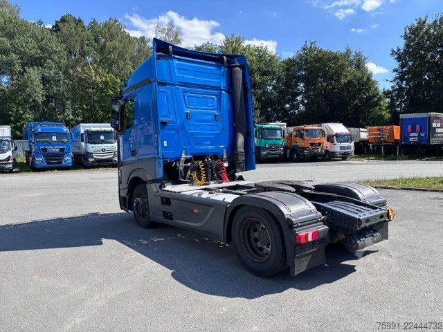 Tractora standard MERCEDES-BENZ Actros 5  MB 1842 Retarder 2 Tanks