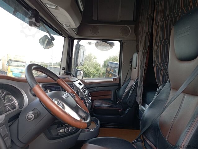 Standardni tegljač DAF XF 530 FT full pneumatico