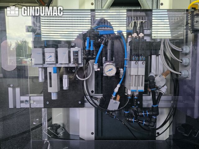 FANUC LR Mate 200iD/7L uz Bosch APAS assistant i6 FANUC LR Mate 200iD/7L auf Bosch APAS assistant i6