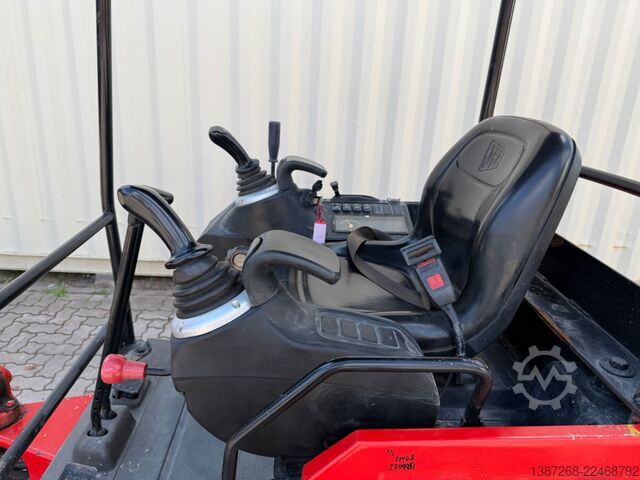 迷你挖掘机 JCB 15C-1 / 2018 BJ / 3 x Löffel