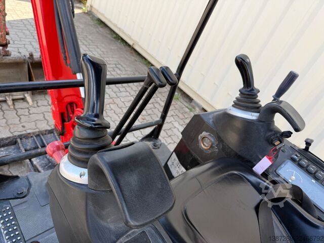 迷你挖掘机 JCB 15C-1 / 2018 BJ / 3 x Löffel