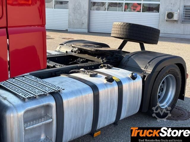 Cap tractor standard  Actros 1851 LS
