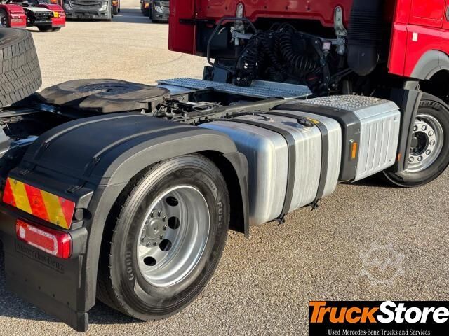 Cap tractor standard  Actros 1851 LS