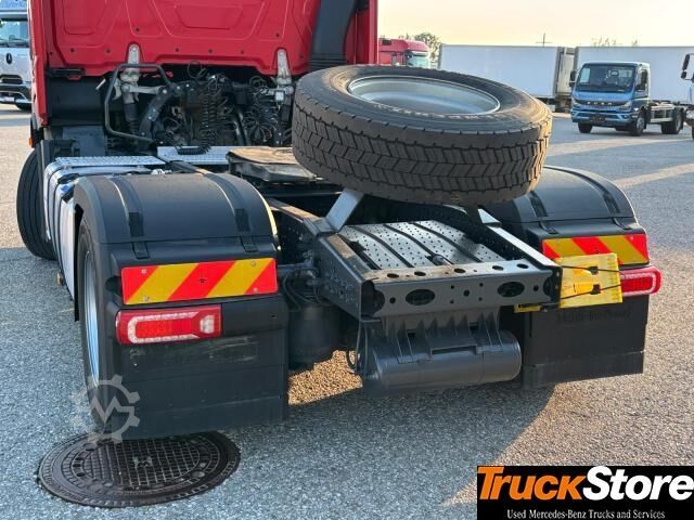 Standard nyergesvontató  Actros 1851 LS