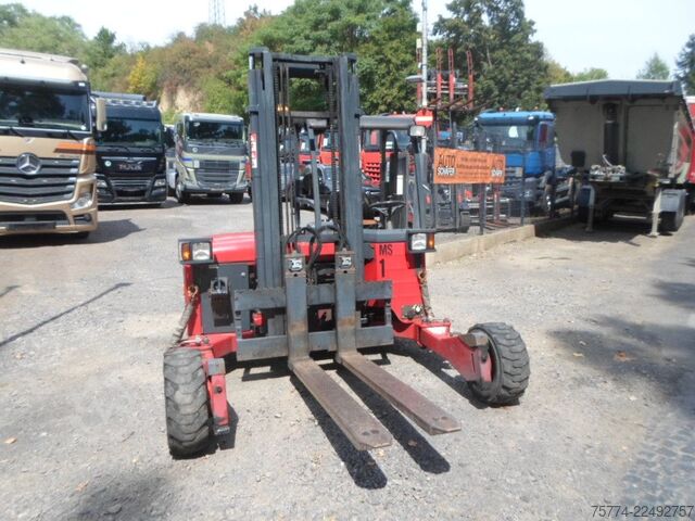 Iekrāvējs MOFFETT M 4 25.3/ 880 Std. ALLRAD !!