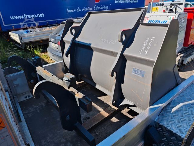 Kolesni nakladalnik MECALAC Ahlmann AX700  Hitachi ZW75   65 Std.