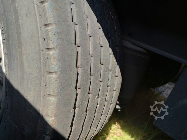 Odprta polprikolica s ponjavo KÖGEL S24-1  BPW ECO-Achsen Liftachse Vario Fix