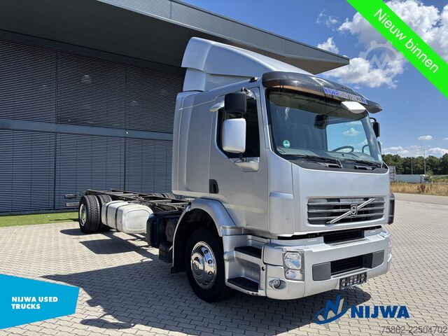 Šasija ar kabīni Volvo FE 320 4x2 Bladvering + Trekhaak