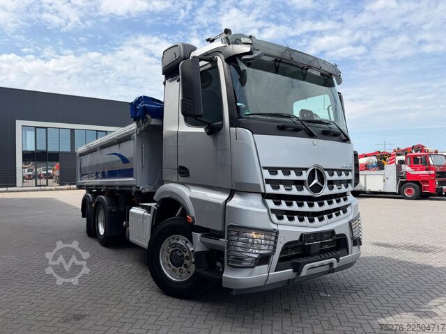 3-sānu pašizgāzējs Mercedes-Benz Arocs 2640 6x4 HAD Euro 6