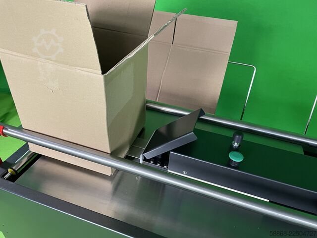 Kartonaufrichter - pneumatisch Kartonaufrichter / Bodenklappenfalter CF 10 T