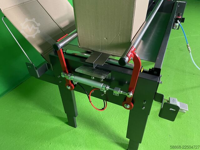 Kartonaufrichter - pneumatisch Kartonaufrichter / Bodenklappenfalter CF 10 T