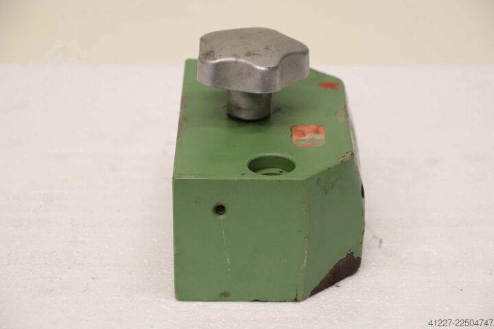 Stanzwerkzeug 2 Stück unbekannt 175/107/H125 mm