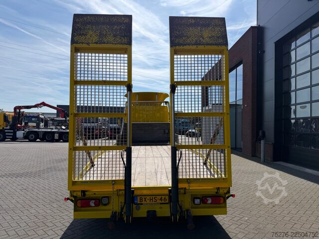 Furgon transport auto DAF LF 45 Machinetransporter Hydraulic ramps 48.000 km